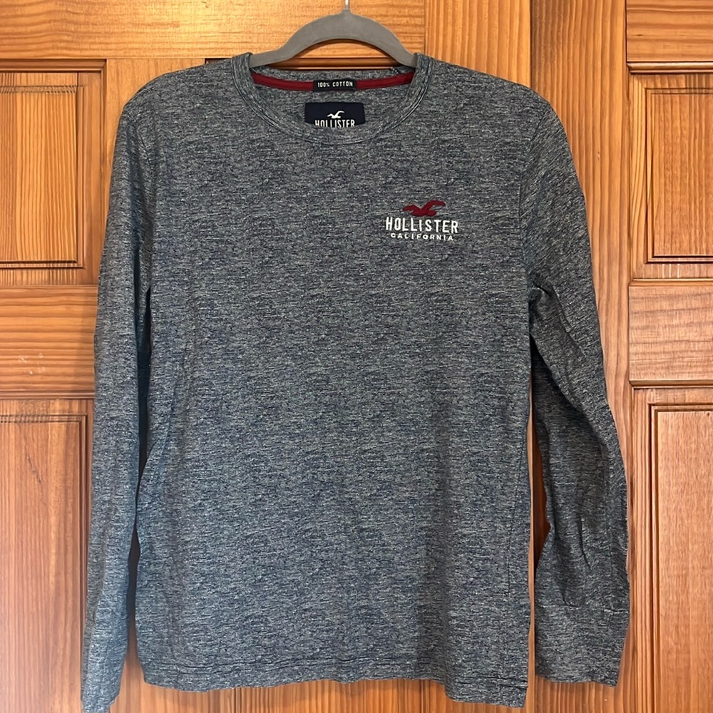 Hollister Men's Long Sleeve Tee